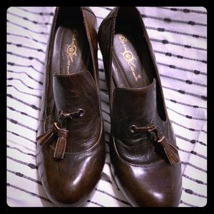 Born bark brown heel